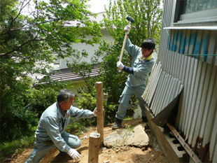 5日目　町営住宅の土留作業状況<